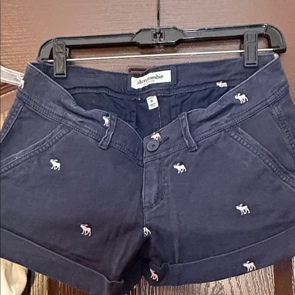 Abercrombie & Fitch White Lace Detail Top - Picture 3 of 5